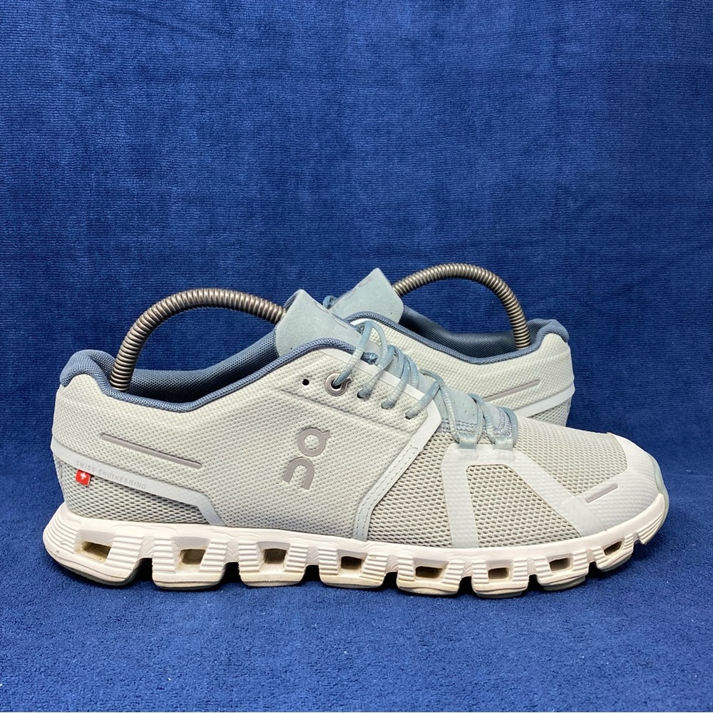 On Running Athletic Shoes in Light Gray and Cream